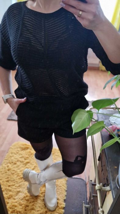 Czarny Sweter ażurowy Esmara M