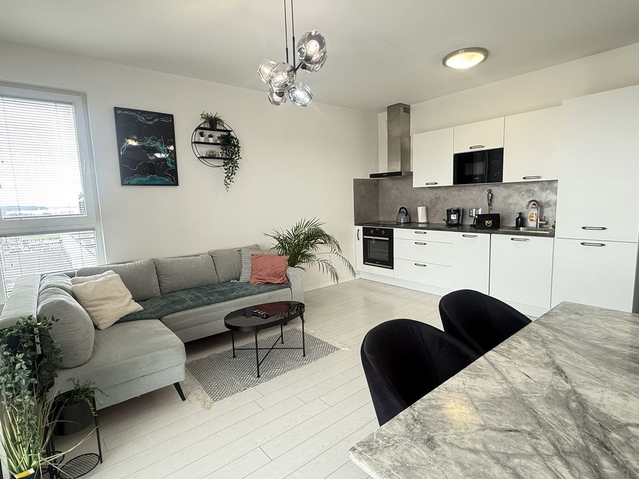 Apartament na 16 piętrze z widokiem na morze i miasto  na doby 6 osob