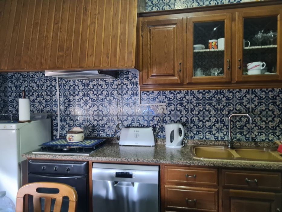 Cozinha em castanho