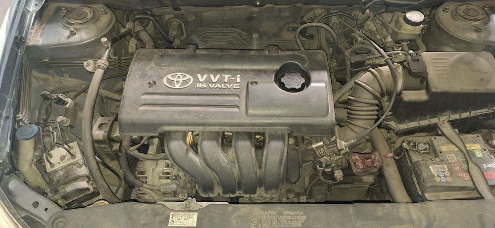 TOYOTA Corolla Hatchback e12 1.4 VVT-i 
Ref: 4ZZ-FE