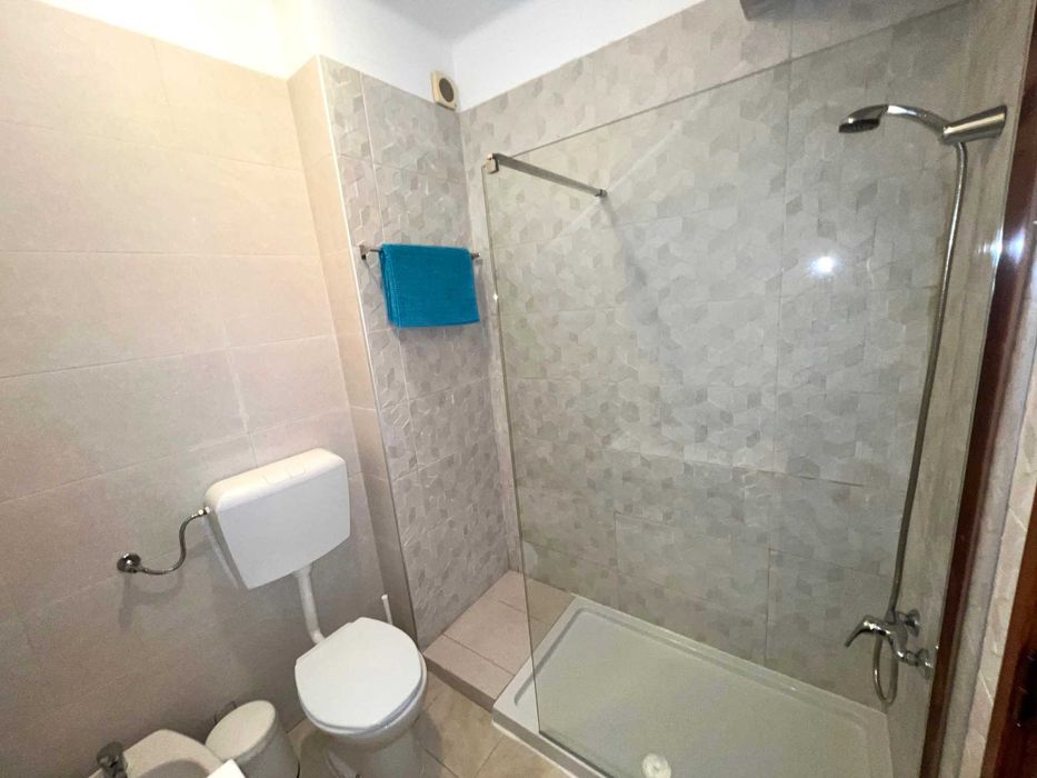 Apartamento com 2 WC e Garagem