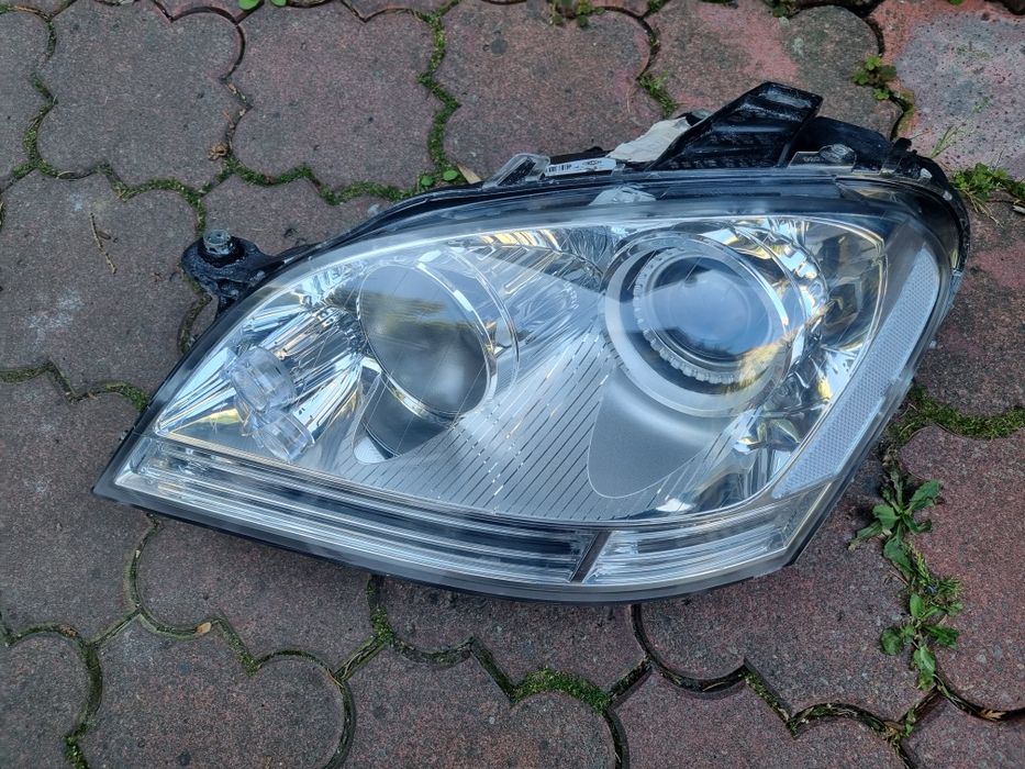 Przednia lewa lampa ML164 xenon skrętny EU ory mercedes ml 164