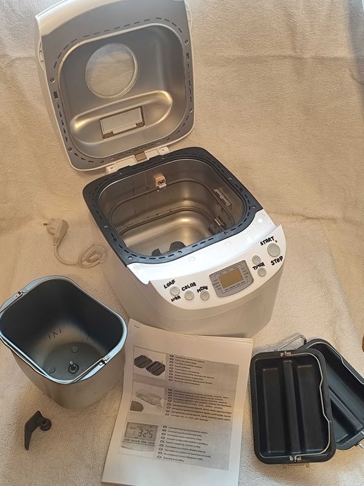 Wypiekacz do chleba Zelmer BM1000 (ZBM1000W)