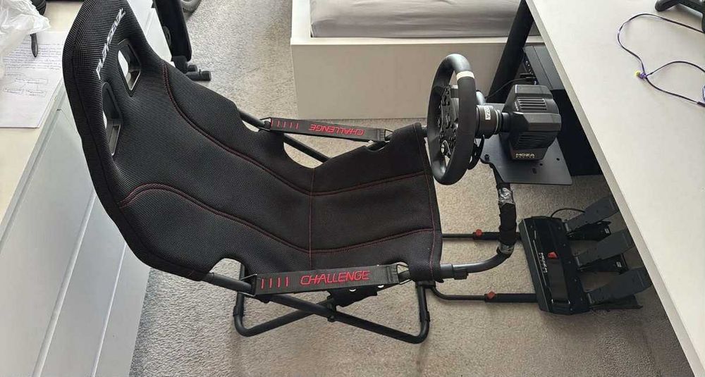 Kierownica MOZA R3 + PLAYSEAT