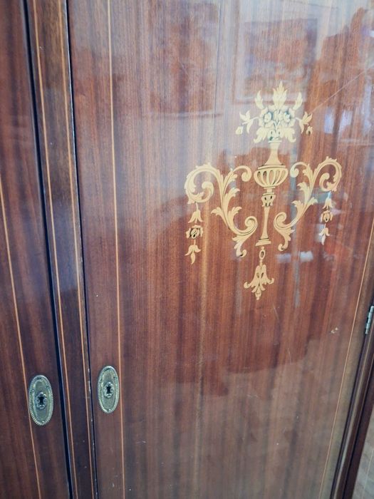 Roupeiro de 3 portas