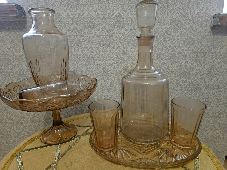 Рюмки графини посуд цветное карамельное стекло, СССР.