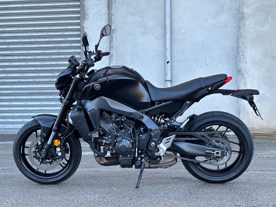 YAMAHA MT-09 c/ Poucos Quilómetros e Garantia!