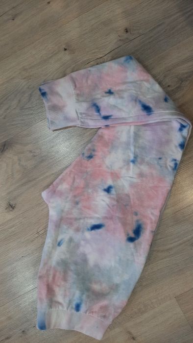 Spodnie dresowe firmy Ellesse