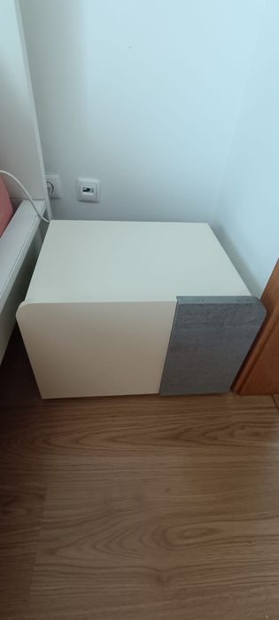 Vendo 2 comodas em óptimo estado
