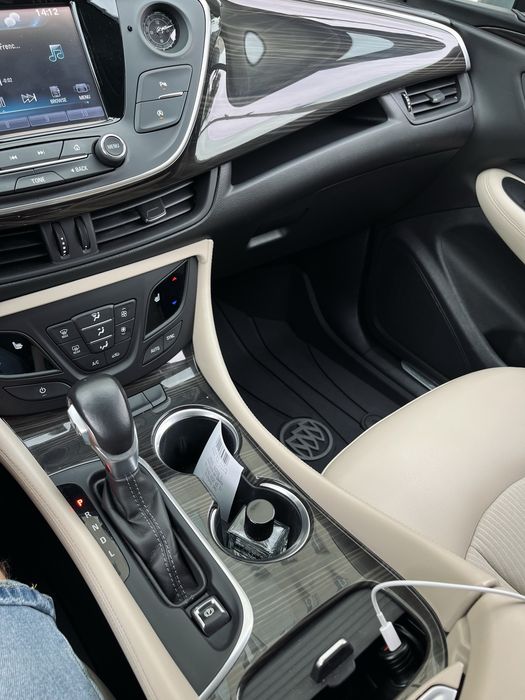 Продам идеальный Buick Envision