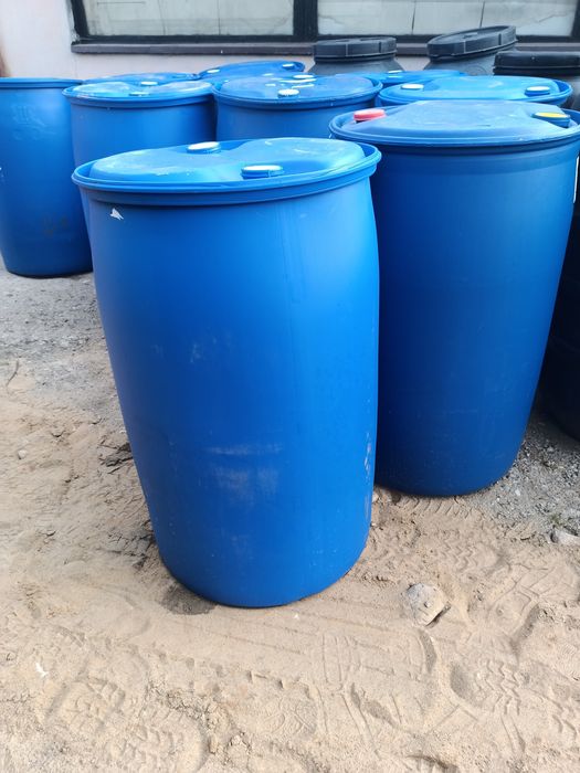 Beczki plastikowe 220 litrów