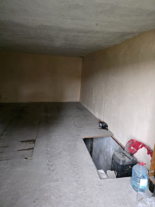 Продам Гараж Матвеевка