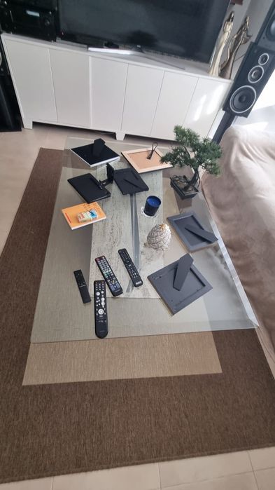 Mesa de centro (base em mármore)