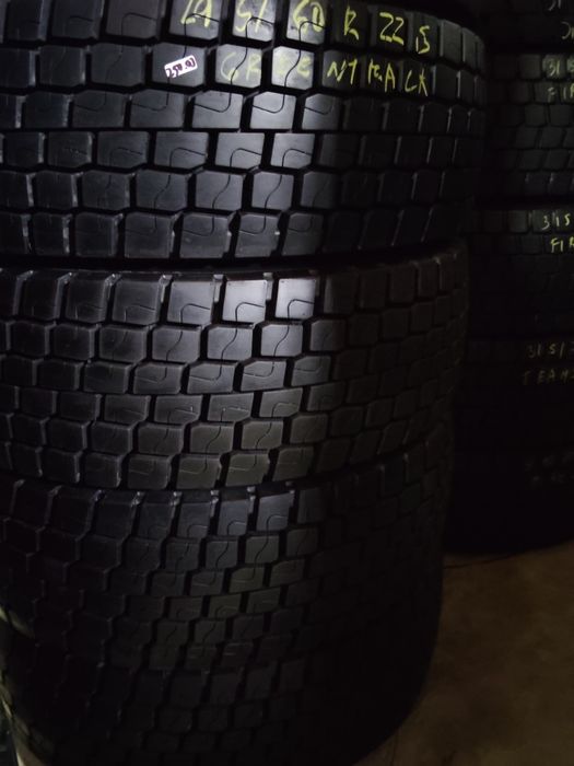 295/60R22,5 direção e tração