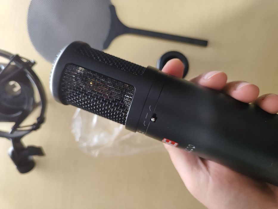 Microfone SE Electronics SE 2200 Membrana Grande