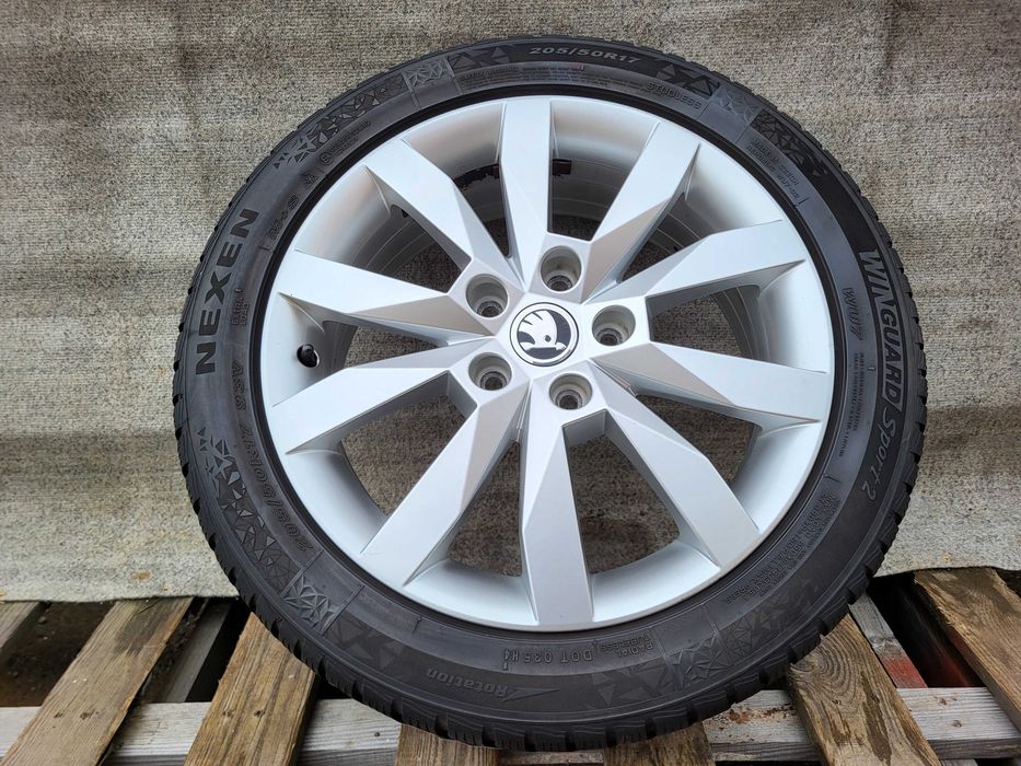 [K443] Koła zimowe 17 Cali 5x112 Opony 205/50/17 7m Skoda Octavia