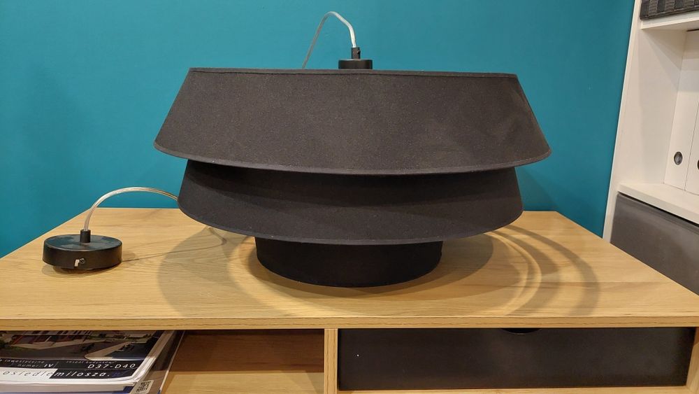 Lampa czarna wisząca Kler