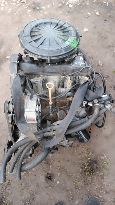 Двигун Мотор Двигатель Ауді Audi 80 B3  1.8 Бензин!