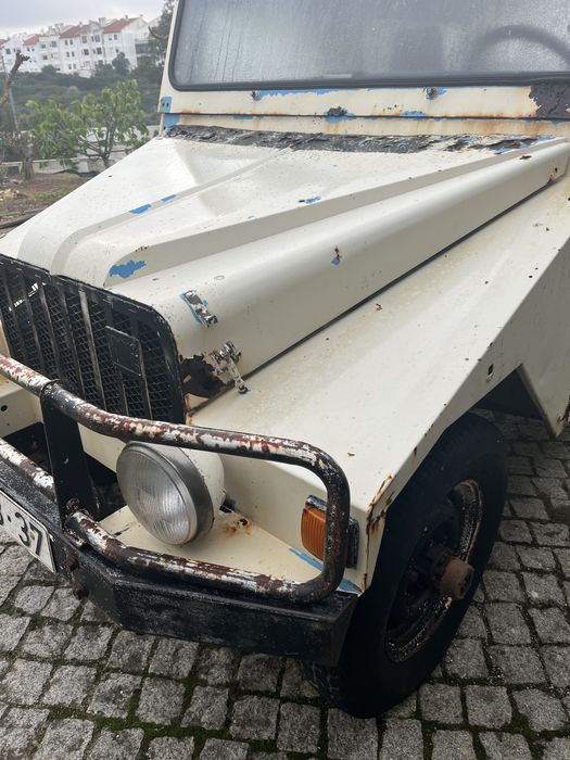 UMM Cournil Entrepreneur  4x4 8 lugares