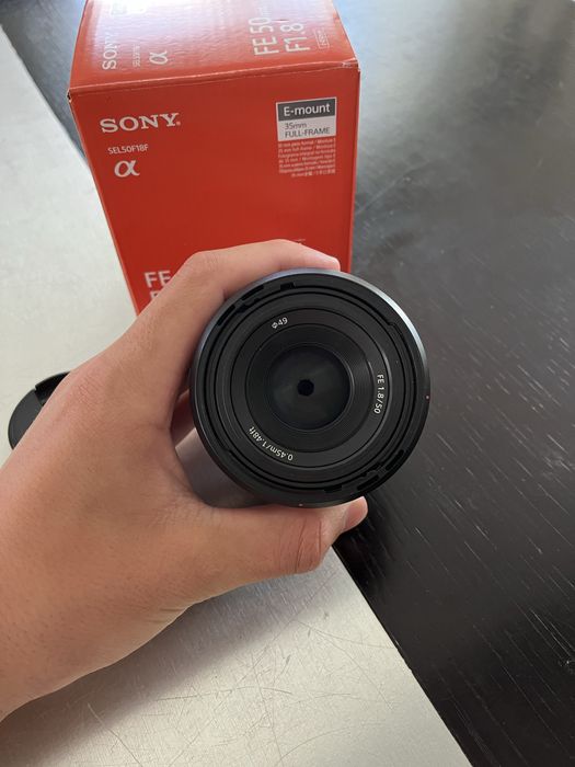 Sony 50mm 1.8 FE - como nova