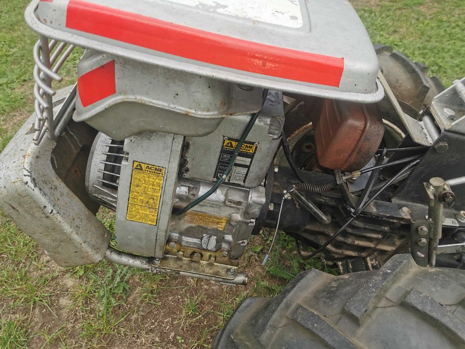 dzik traktorek gurbrod puma 800