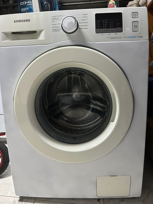 Máquina de lavar roupa