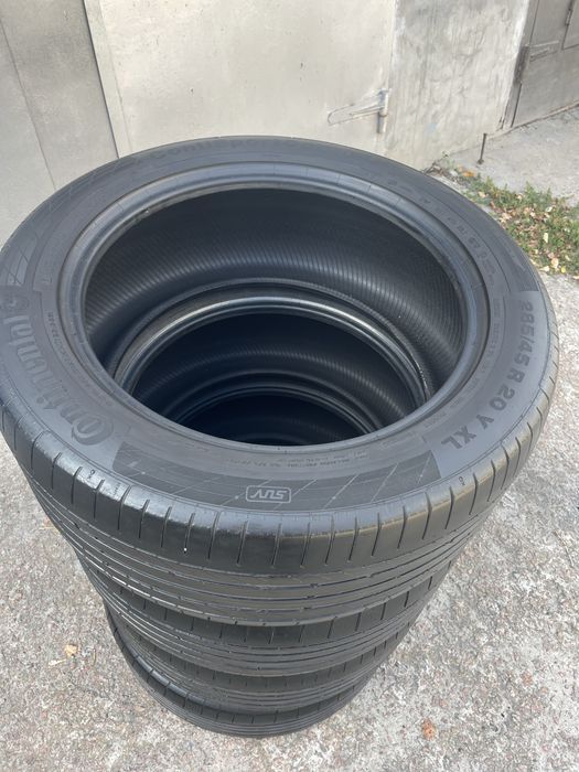 Літня гума (резина) Continental (Контененталь) Б/у 285/45 R20