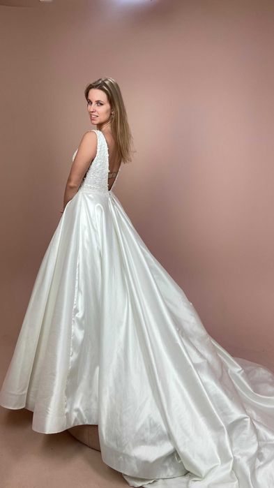 Suknia ślubna księżniczka Izabel Janachowska Wedding Store 36/38