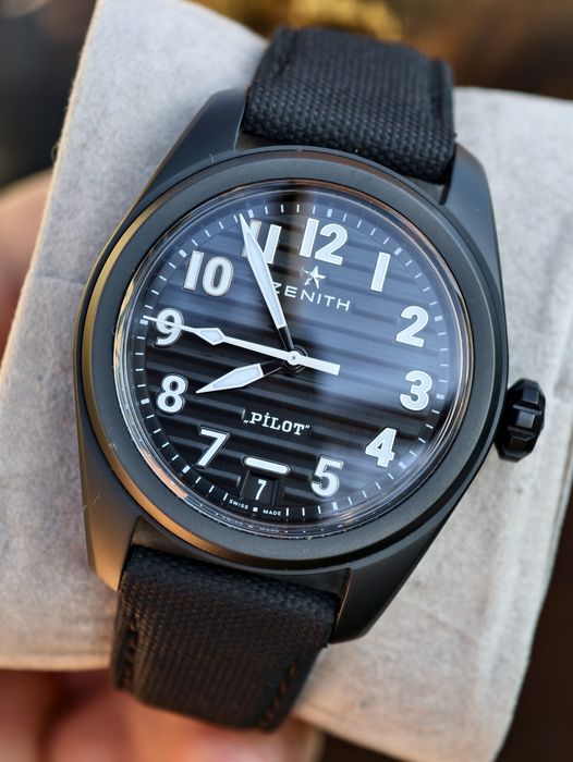 Zenith Pilot Ceramic 40mm