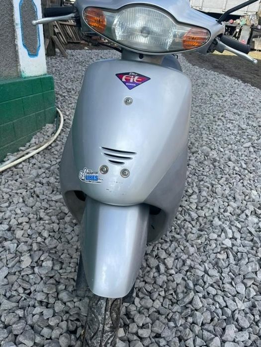 Продам мопед скутер