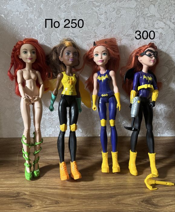 Лялька DC Super Hero  , іві ,batgirl, бджола