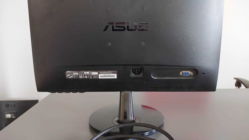 Monitor Asus VS198D 19 cali
