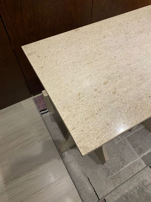Mesa em pedra moca creme 98x52