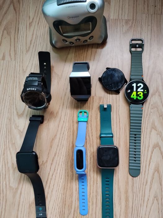 Zestaw zegarków fitbit