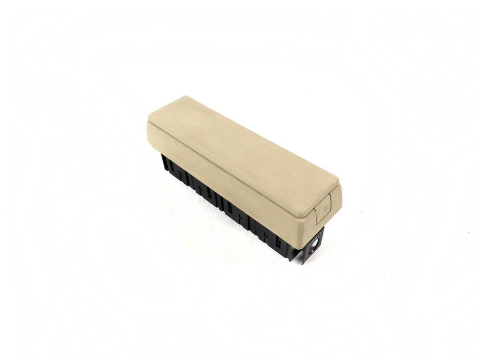 Caixa Porta-Cassetes Bmw 5 Ref: 65148350581 1986 - 1997
