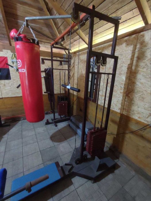 Продам тренажер та боксерську грушу
