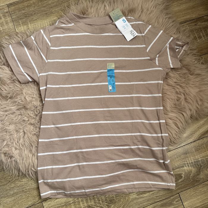 Нова жіноча футболка в полоску primark