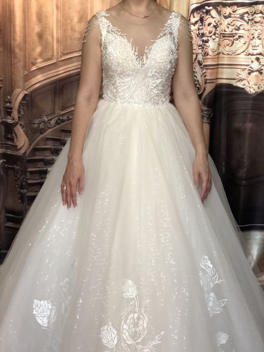 Продам весільну сукню!!!