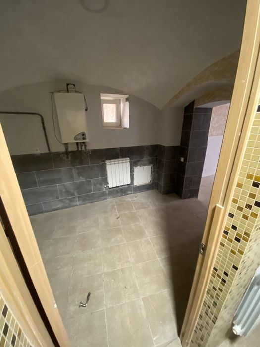 Продаж комерційного приміщення,в центрі.