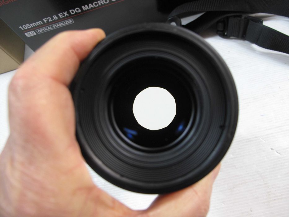 sigma 105mm 2.8 Macro para canon quanse sem uso na caixa