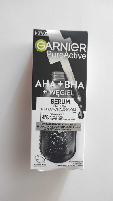 Serum do twarzy przeciw niedoskonałościom AHA+BHA+węgiel Garnier