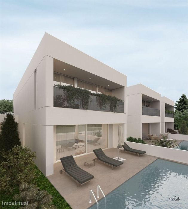 Excelente Oportunidade em Remelhe, Barcelos: Moradia T3 Moderna com Pi
