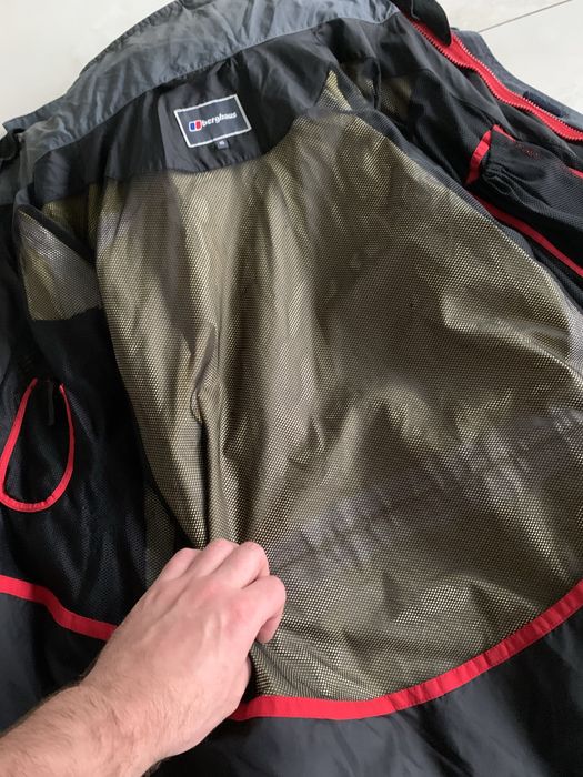 Ветровка berghaus