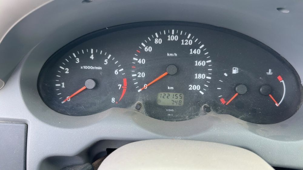 Nissan Micra 2001 – 123.000 km – Gasolina