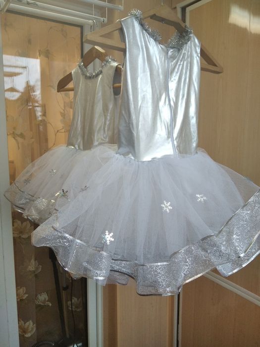 Платье новогоднее, нарядное для девочки