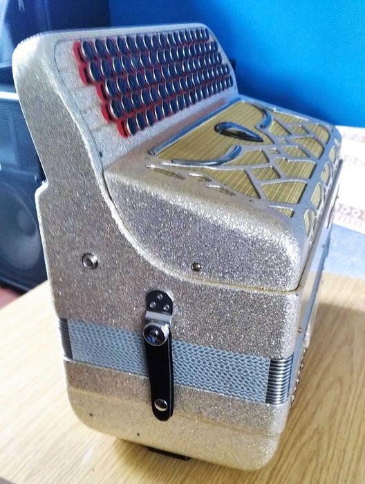 Acordeão Maugein 3ª voz