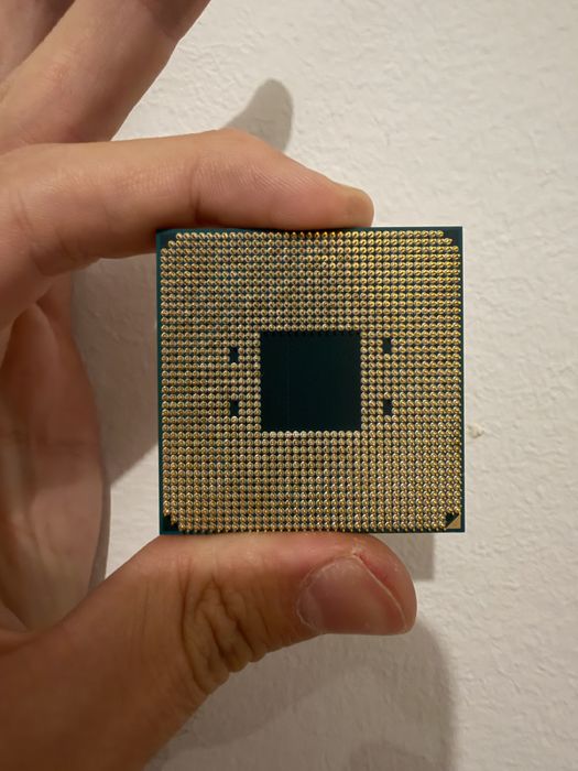 AMD Ryzen 5 5600X