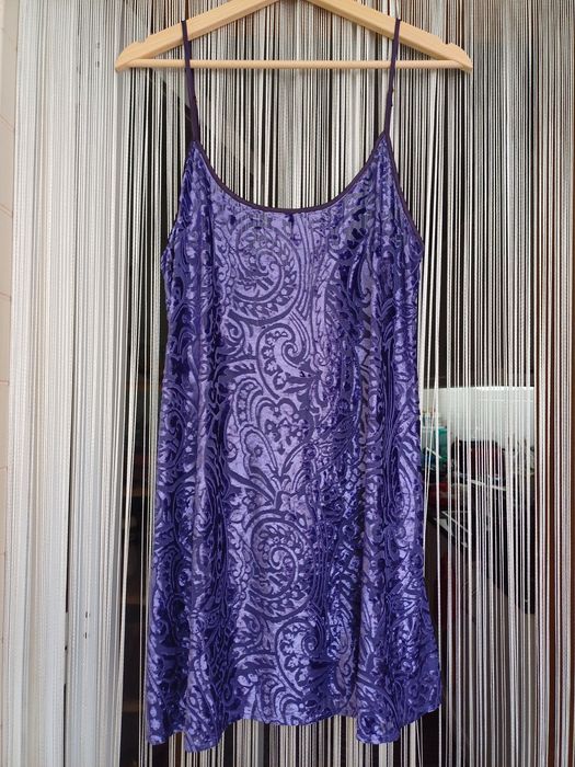 Camisa de noite (vestido) de cor roxa da marca Knickerbox (L)