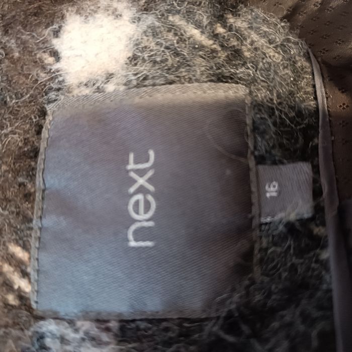 Płaszcz damski w kratę