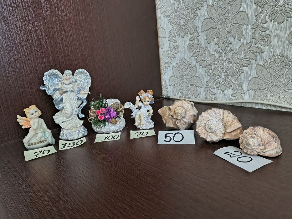 Статуэтки, ракушка, свеча
